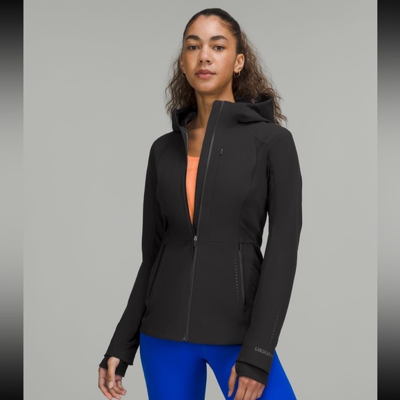 NWT Lululemon Cross Chill Jacket - Picture 1 of 4